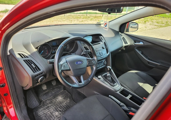 Ford Focus cena 36900 przebieg: 117900, rok produkcji 2016 z Piła małe 466